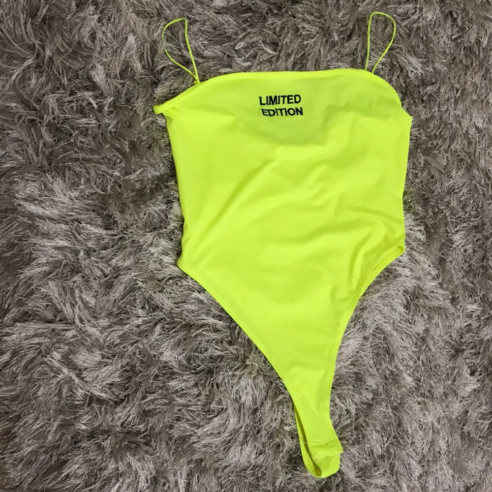 Fashion nova bodysuit